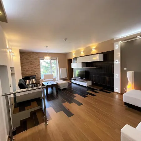 Vysinka 719 Турнов