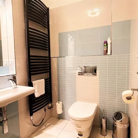 Vysinka 719 Турнов