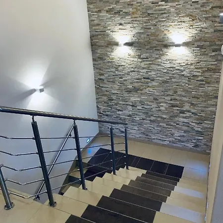 Vysinka 719 Гостевой дом Турнов